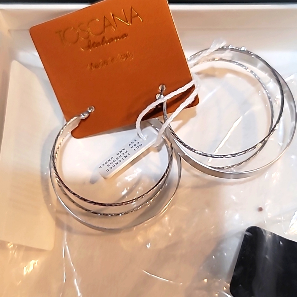 Toscana Italiana Diamond Cut & Setosa Finish Triple Row 1.75" Hoop Earrings - Picture 2 of 4